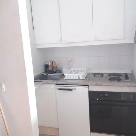 Aphotel Paraiso Del Sur In Centro Citta, Wifi Personale, Vista Mare Con Terrazza, Ristoranti E Pub Adiacenti, Taxi E Bus, Atelier Cura Persona, Farmacia Con Medico Appartement Costa Adeje (Tenerife)